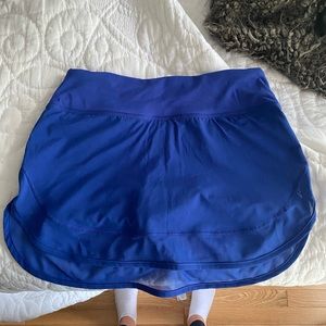 Lulu lemon skirt